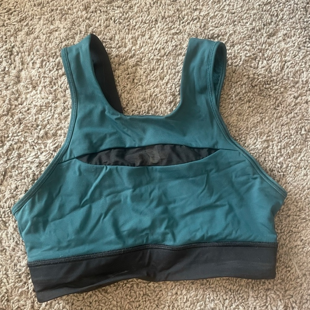 Lululemon Sports Bra Size 6 Blue and Black